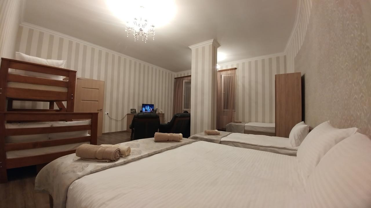Apartment Freedom Square Tbilisi ภายนอก รูปภาพ